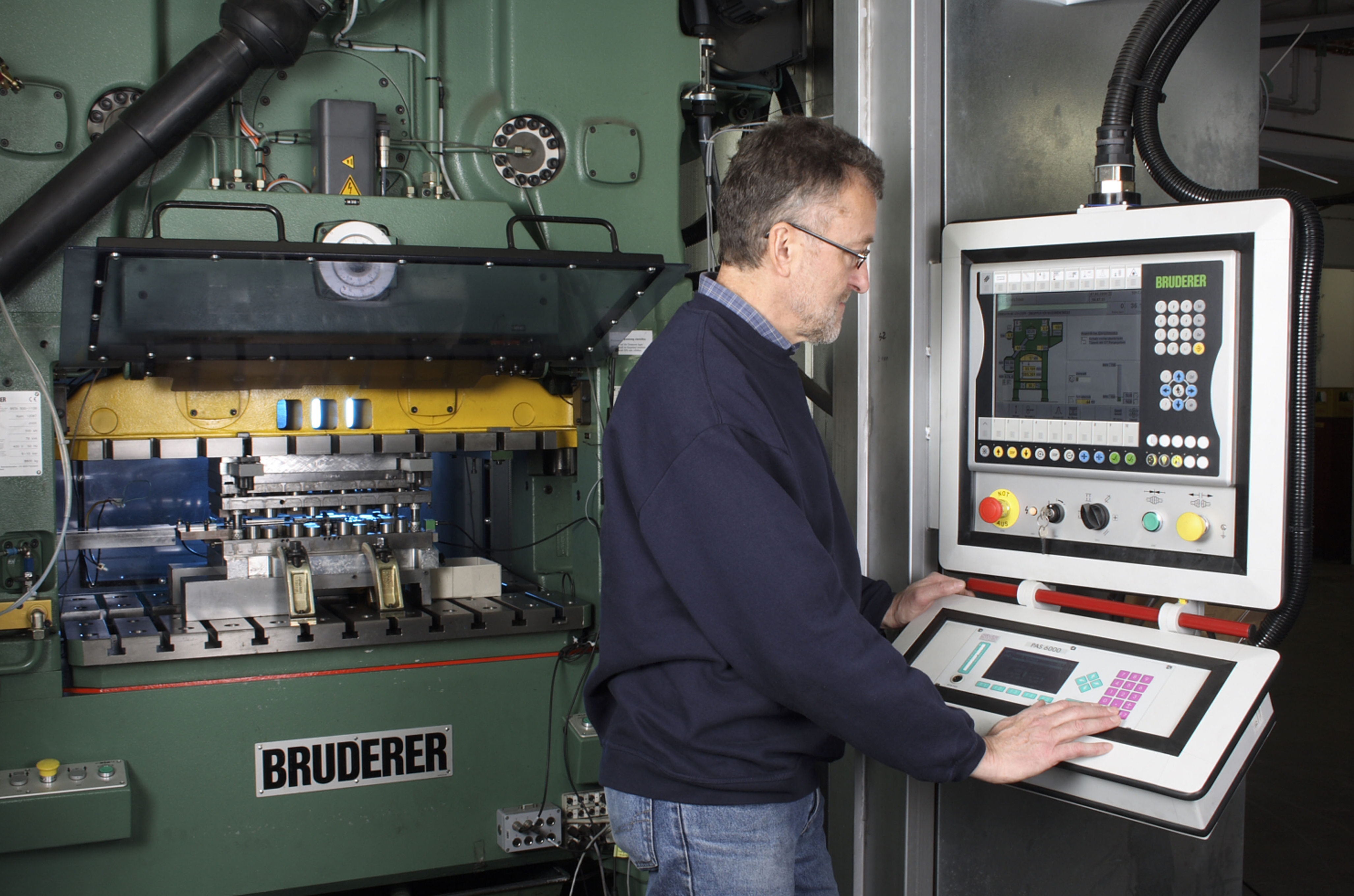 5 Stanzautomaten