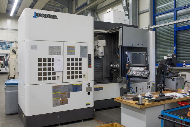 OKUMA Multus U3000