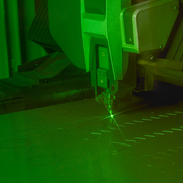 Konsequenter Einsatz modernster CAD-CAM-Technik für die CNC-gesteuerte moderne Fiberlaseranlage