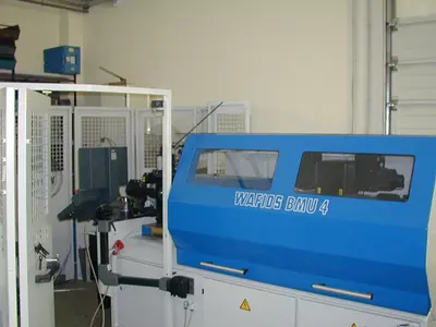 3D-Biegeautomat BMU 4