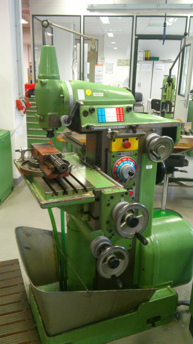 M 100