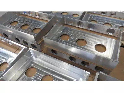 Zerspanung - Drehteile / Frästeile 