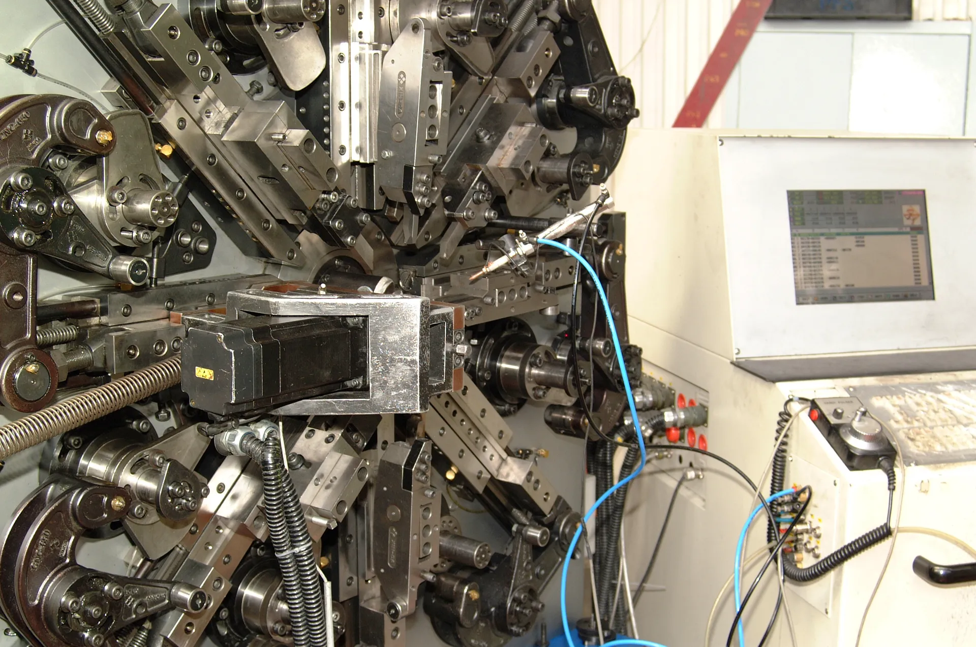 automatic coiling machine