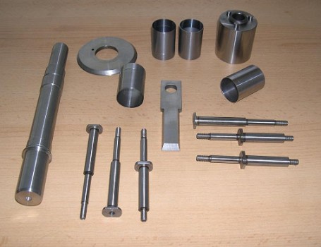 PRÄZISIONSTEILE für Maschinenbau