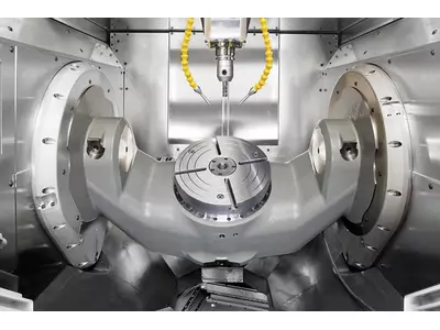 Hermle C22, 5-Achs-Fräszentrum mit Palettenautomation