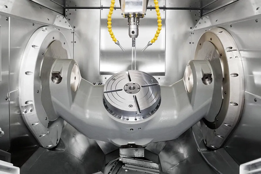 Hermle C22, 5-Achs-Fräszentrum mit Palettenautomation
