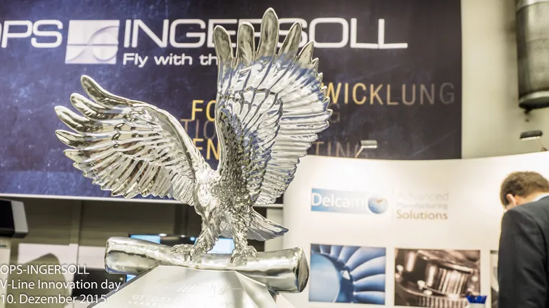 Aluminium Adler aus dem Vollen gefräst