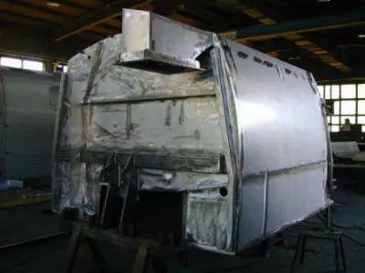 Kehrgutbehälter mit 1.000 Ltr. Wassertank