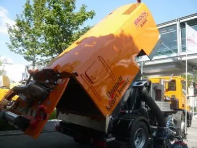 Großkehrmaschine Brock Kehrtechnik