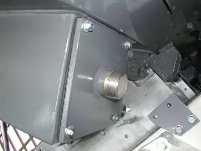 Reinigungsöffnung für integrierten Wassertank