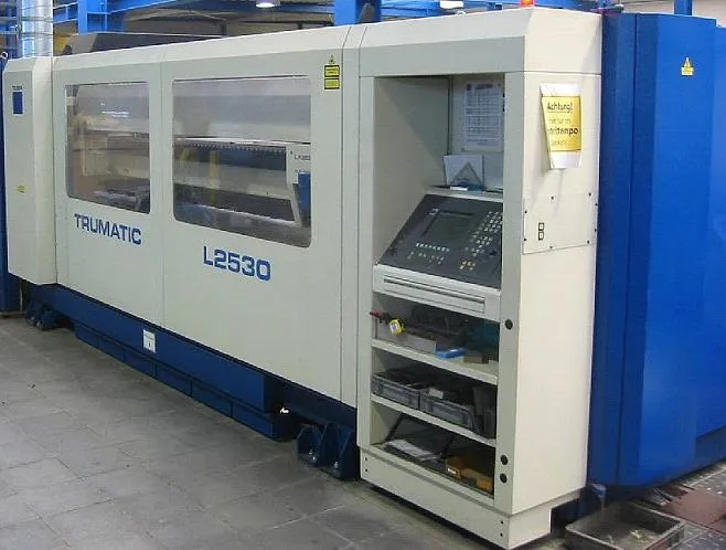 CNC/CO2 Laserschneidanlage