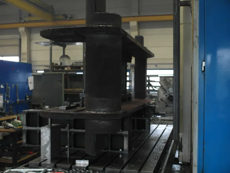 Triebwerkadapter