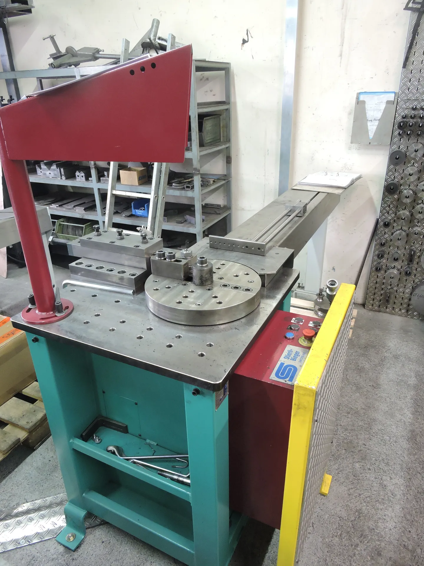 Radial 2500 CNC
