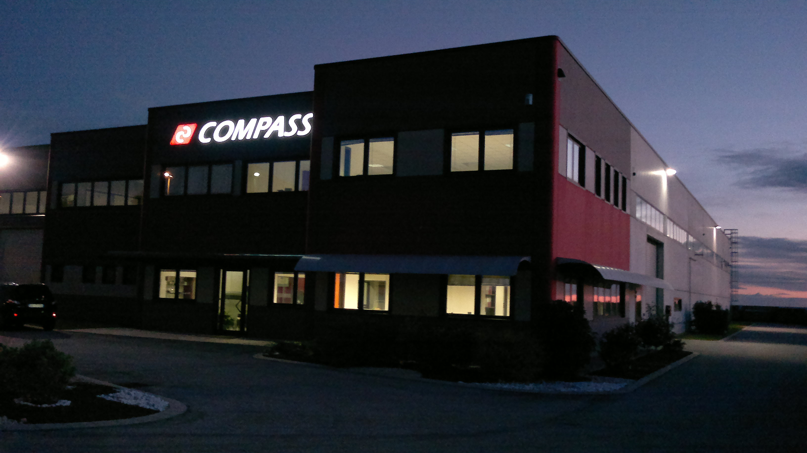Compass srl Logo