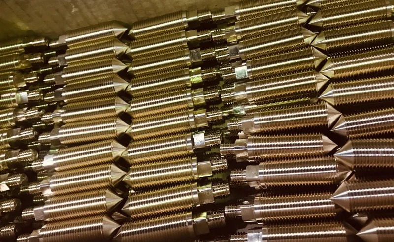 Regulating screw