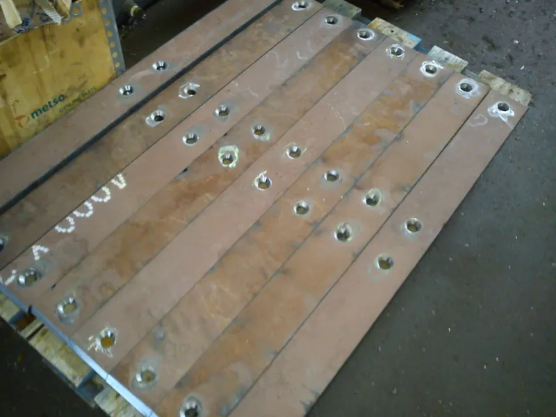Hardox plates (liners)