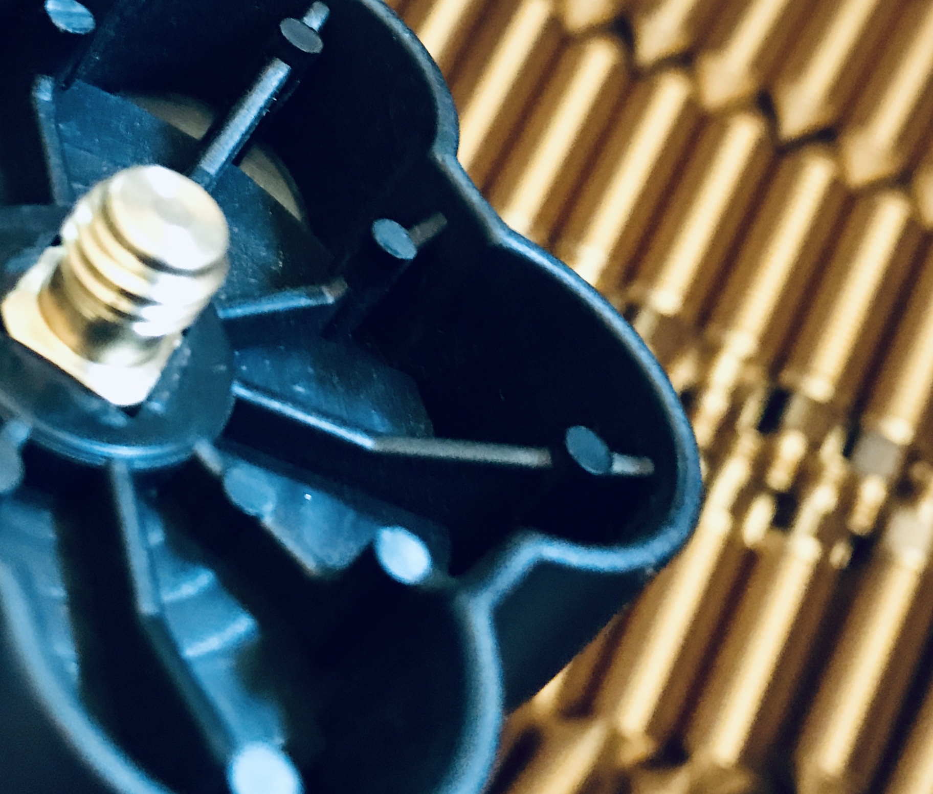 Tuning screw