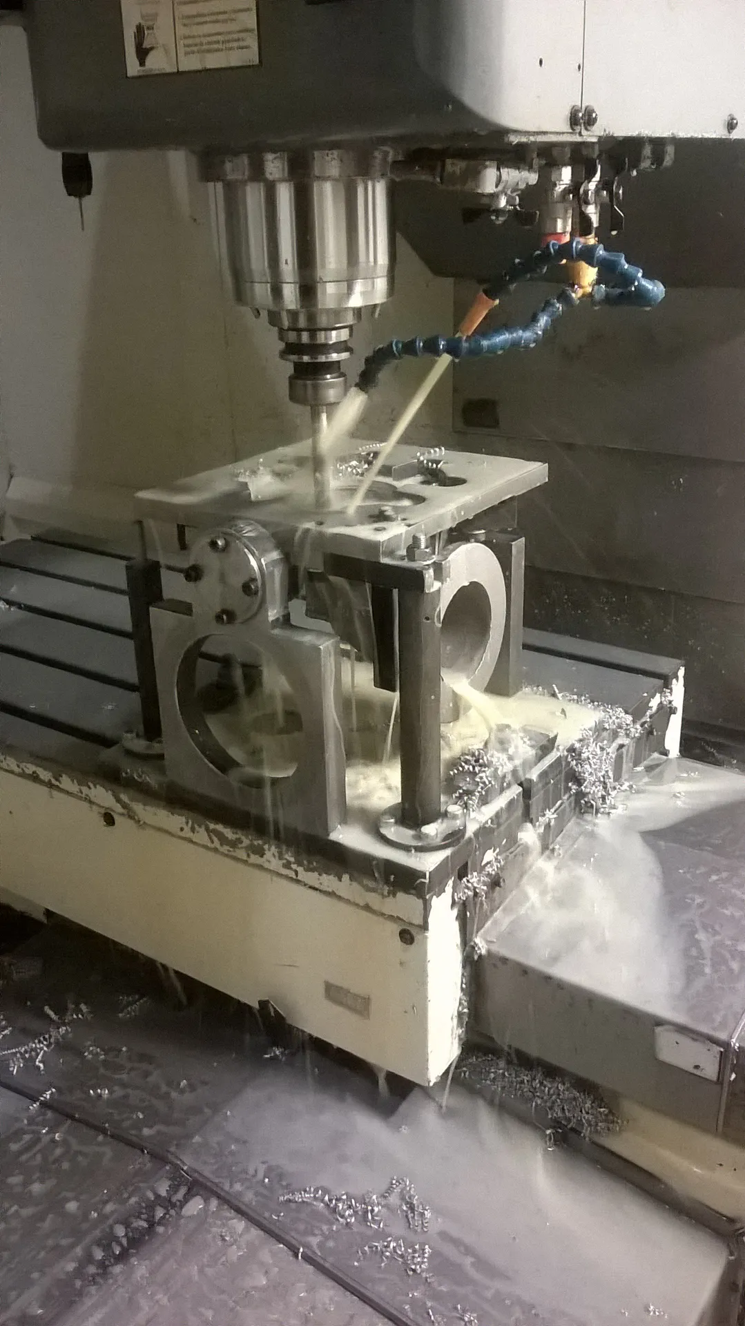 Casted parts machining (contract machining-service)