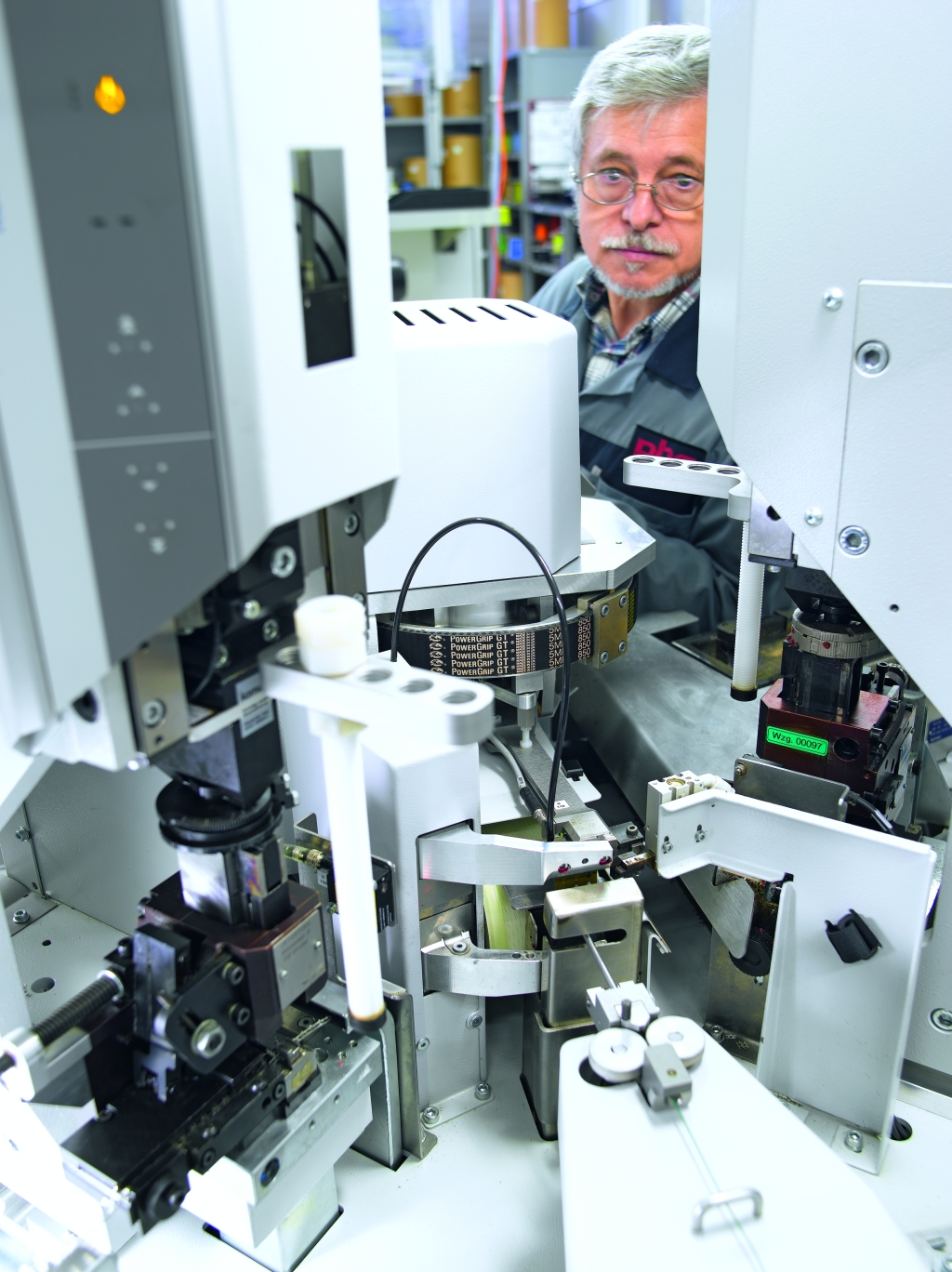 Kabelkonfektionierungsmaschine