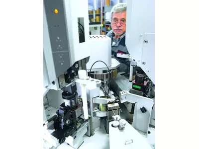 Kabelkonfektionierungsmaschine