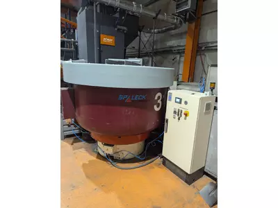 Gleitschleifanlage mit Trockner