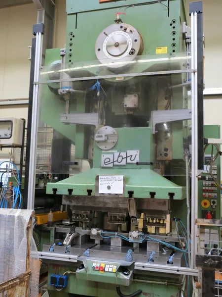 EBU 200 HK