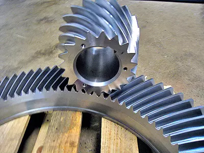 spiral bevel gears and pinion
