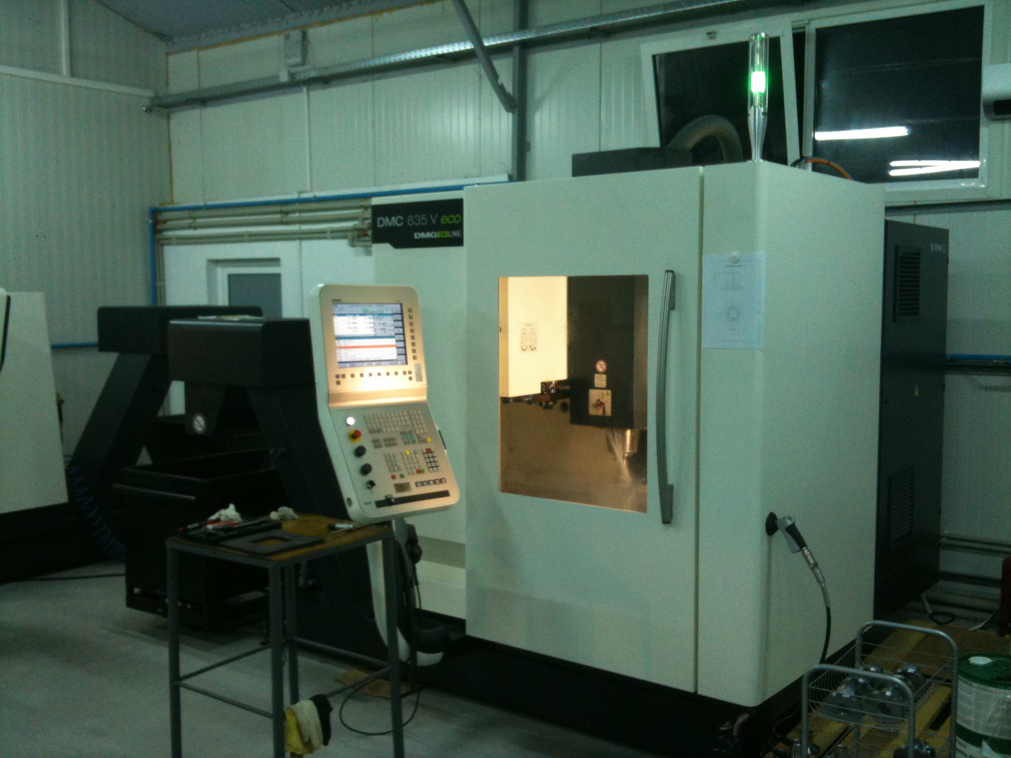 DMC 635 V