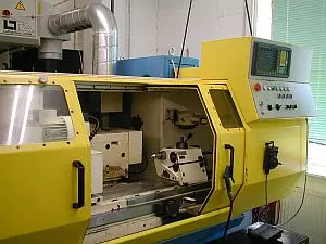 BUAJ 30 CNC