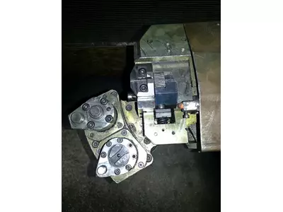 Hurion Einkopfbiegemaschine