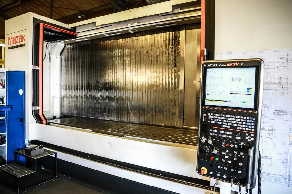 Mazak VTC 800/30SR