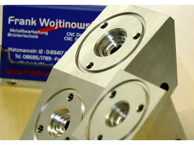 CNC Drehteile / CNC Frästeile