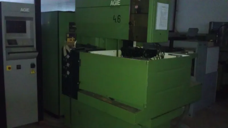 wire erosion machine