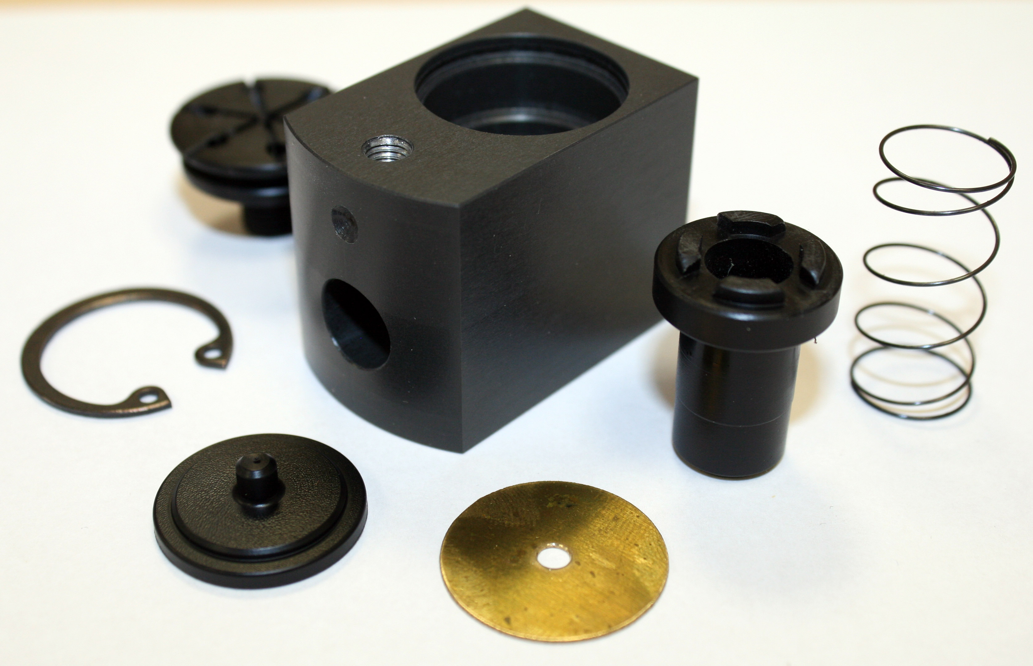 Baugruppen aus Kunststoff und Metall