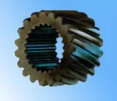 Schrägzahnrad mit Innenprofil