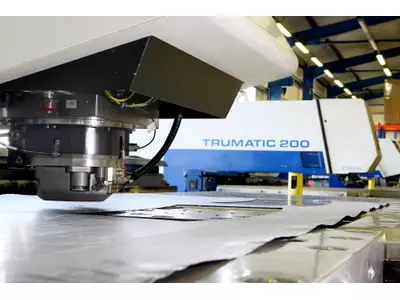 Punching machine TC200R