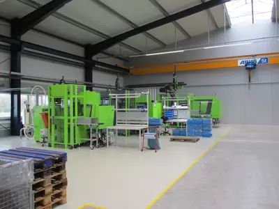 VICTORY 330 / 120 tech