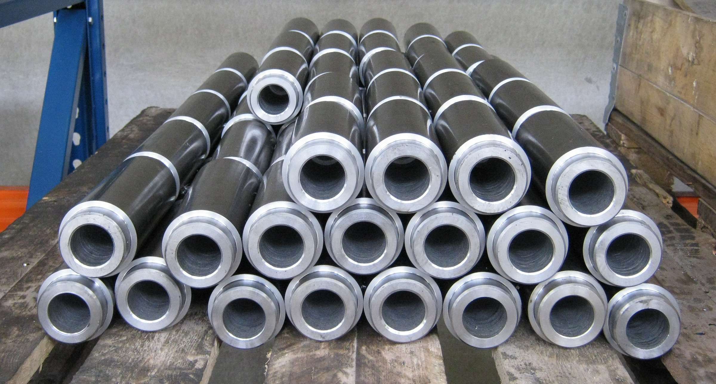 M36 Threaded support for earth-moving machine