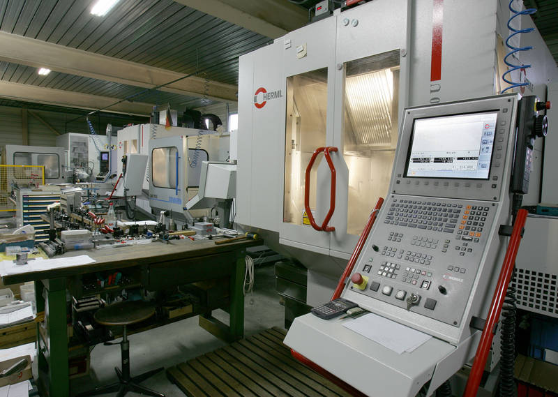 C 1200 V