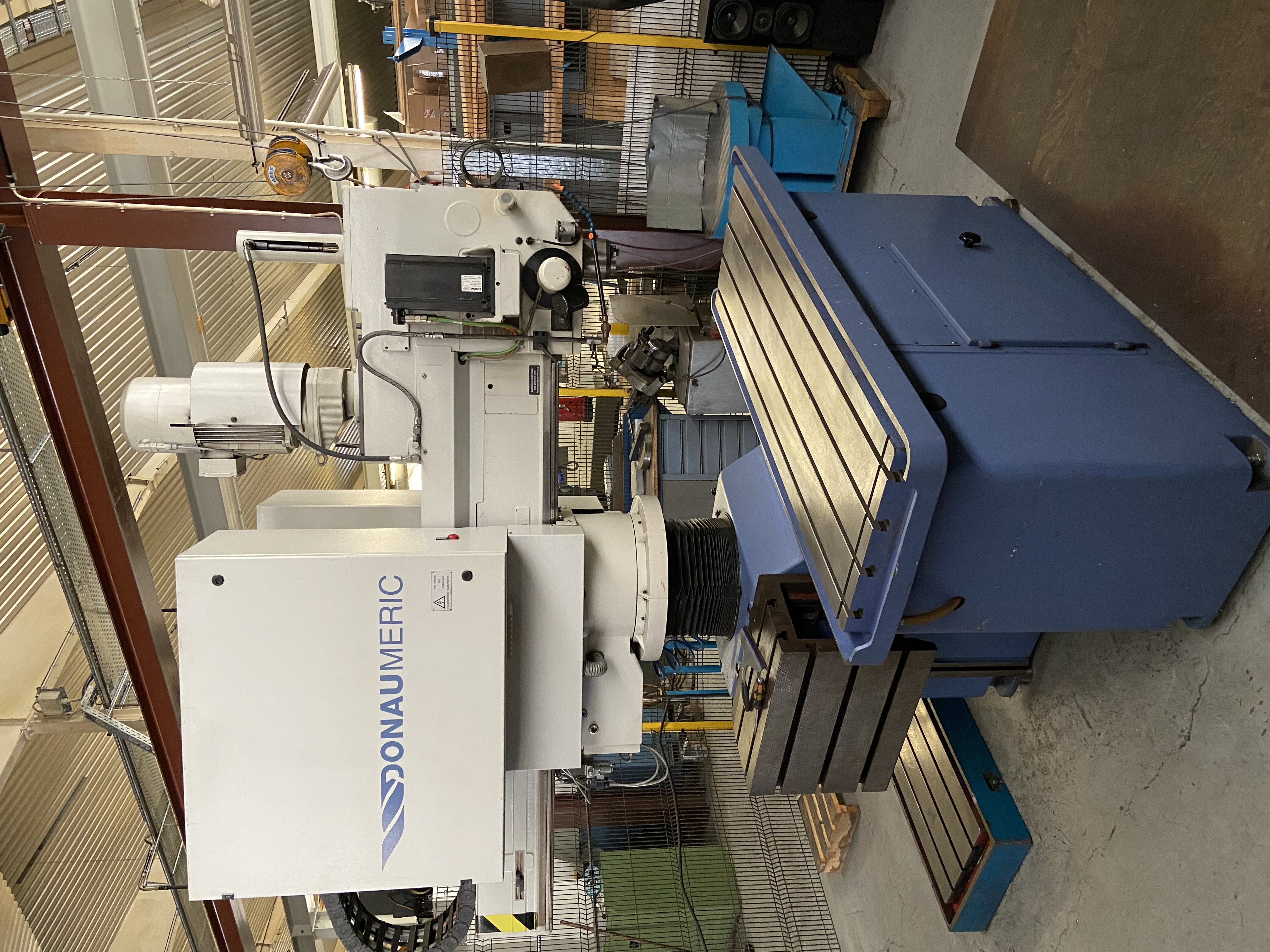 Schnellradialbohrmaschine