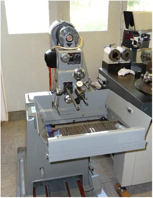 MB-1600