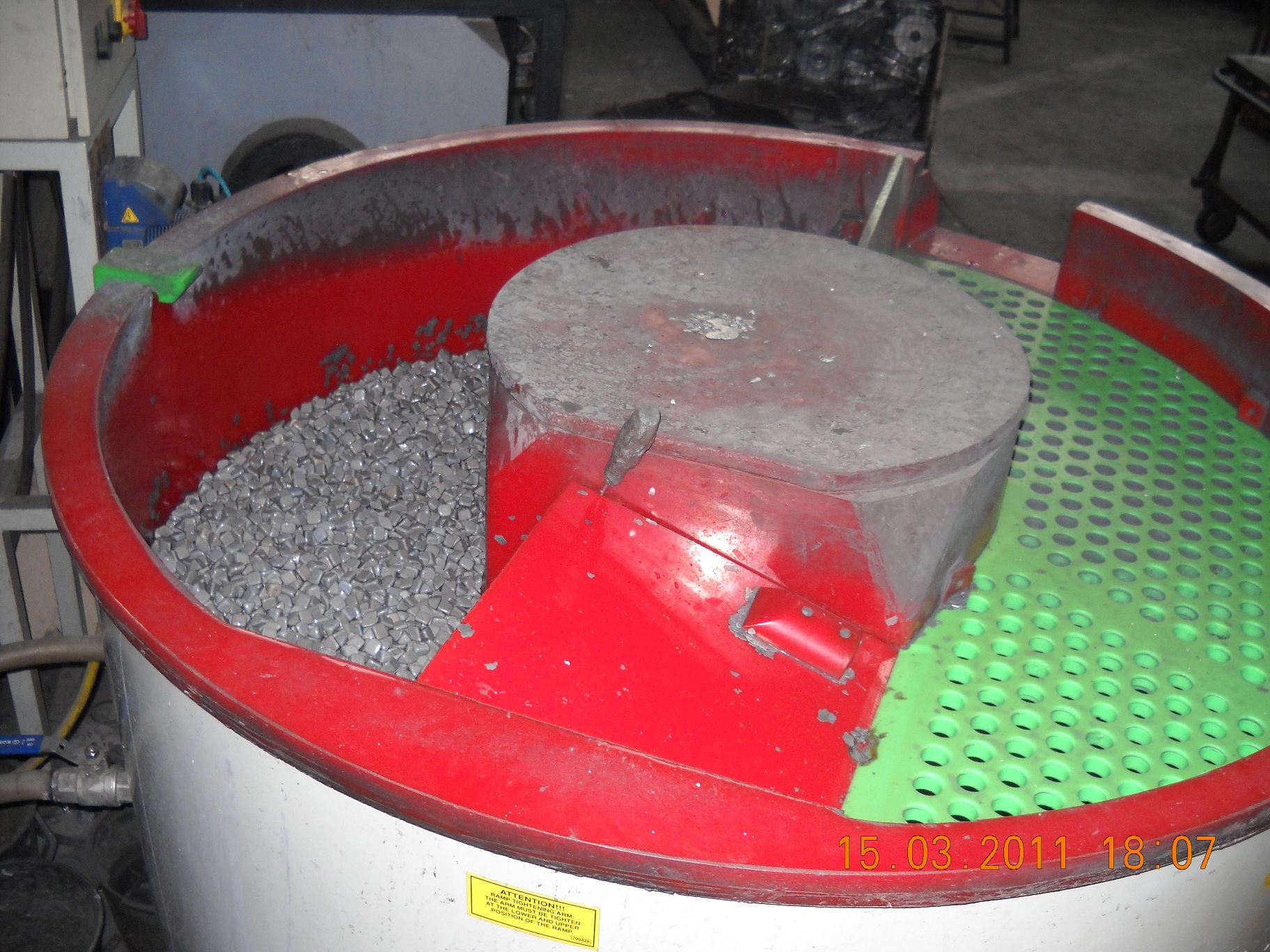 Vibro grinding machine