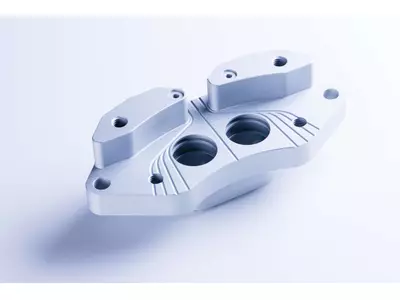 Fräsbearbeitung auf 5 Achsen BAZ