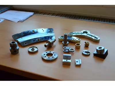 Diverse Dreh-/Frästeile