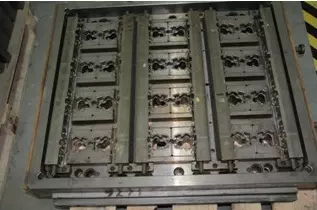 PEUGEOT-CITROEN’S MOLD