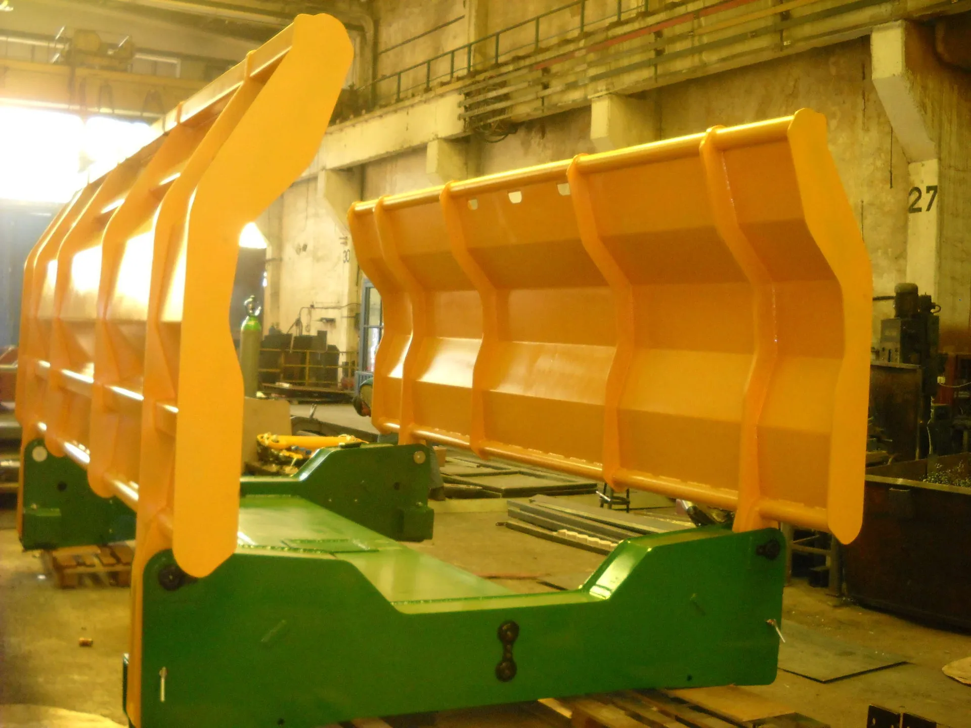 PRESS COLECTOR