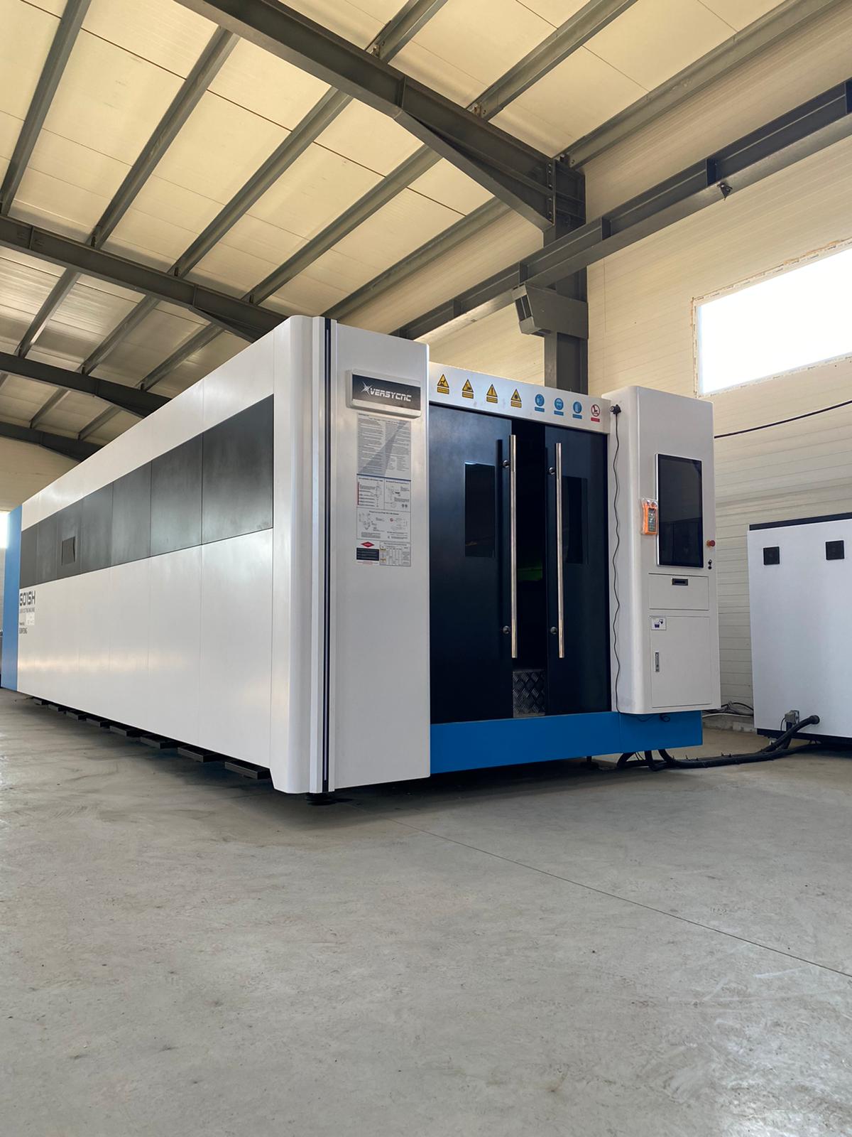 Laser cutting machine