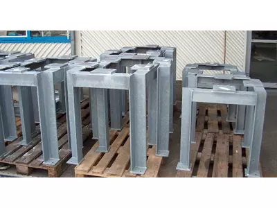 Gestelle für Abfüllanlagen