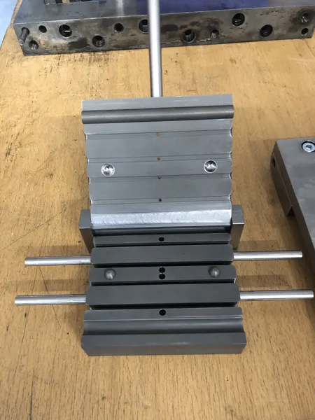 Stoßvulkanisationsform