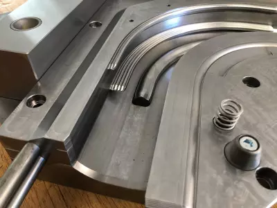 Eckdüsenform Radius